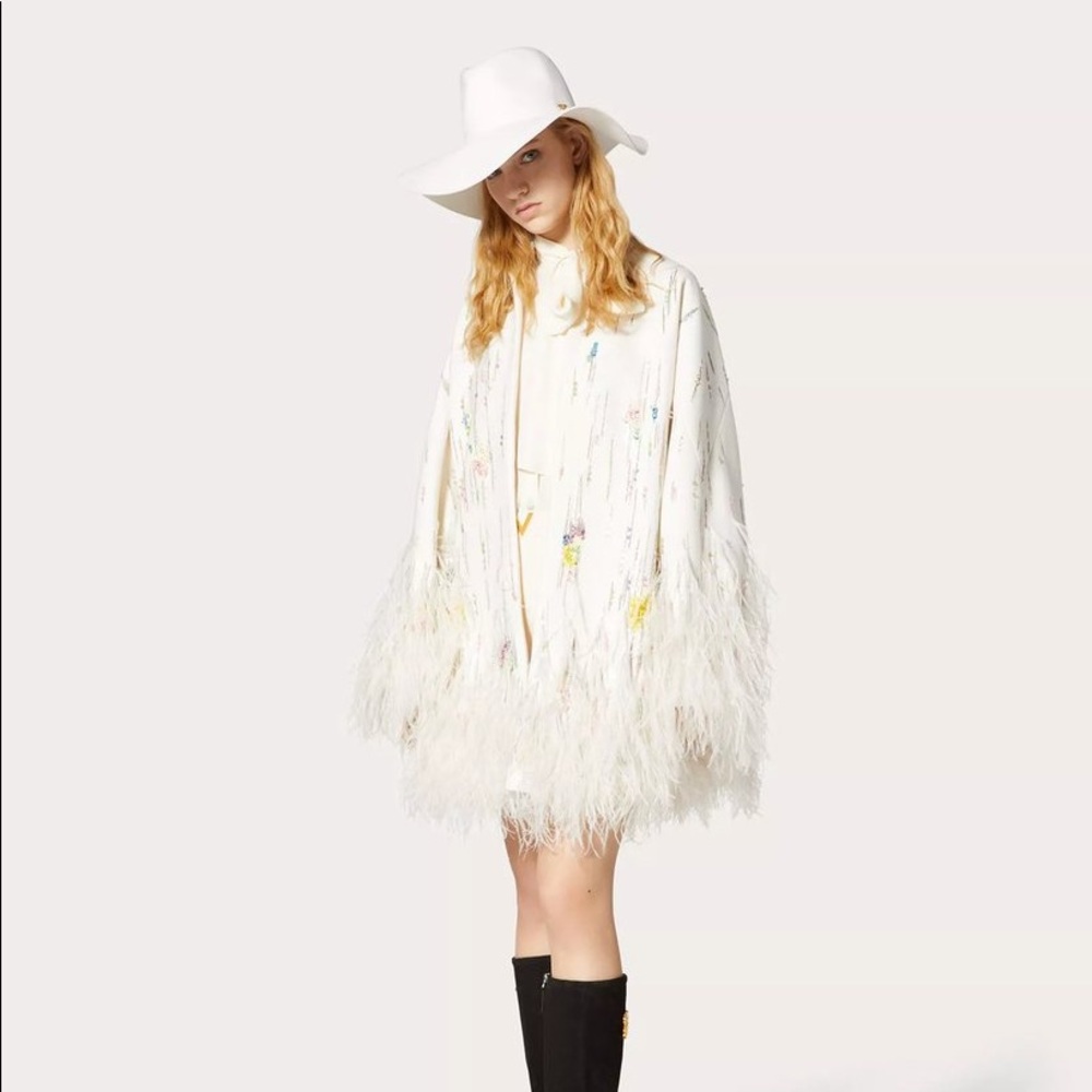 VALENTINO FEATHERS COAT.